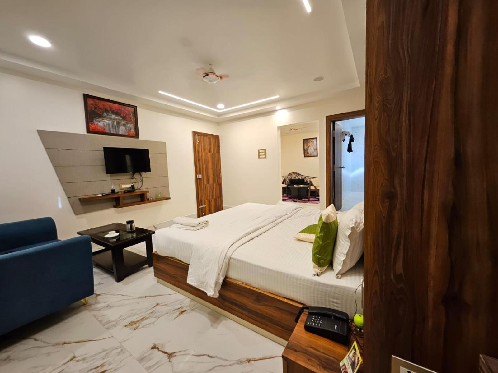 Hotel Maa Laxmi Palace Deoghar Kültér fotó