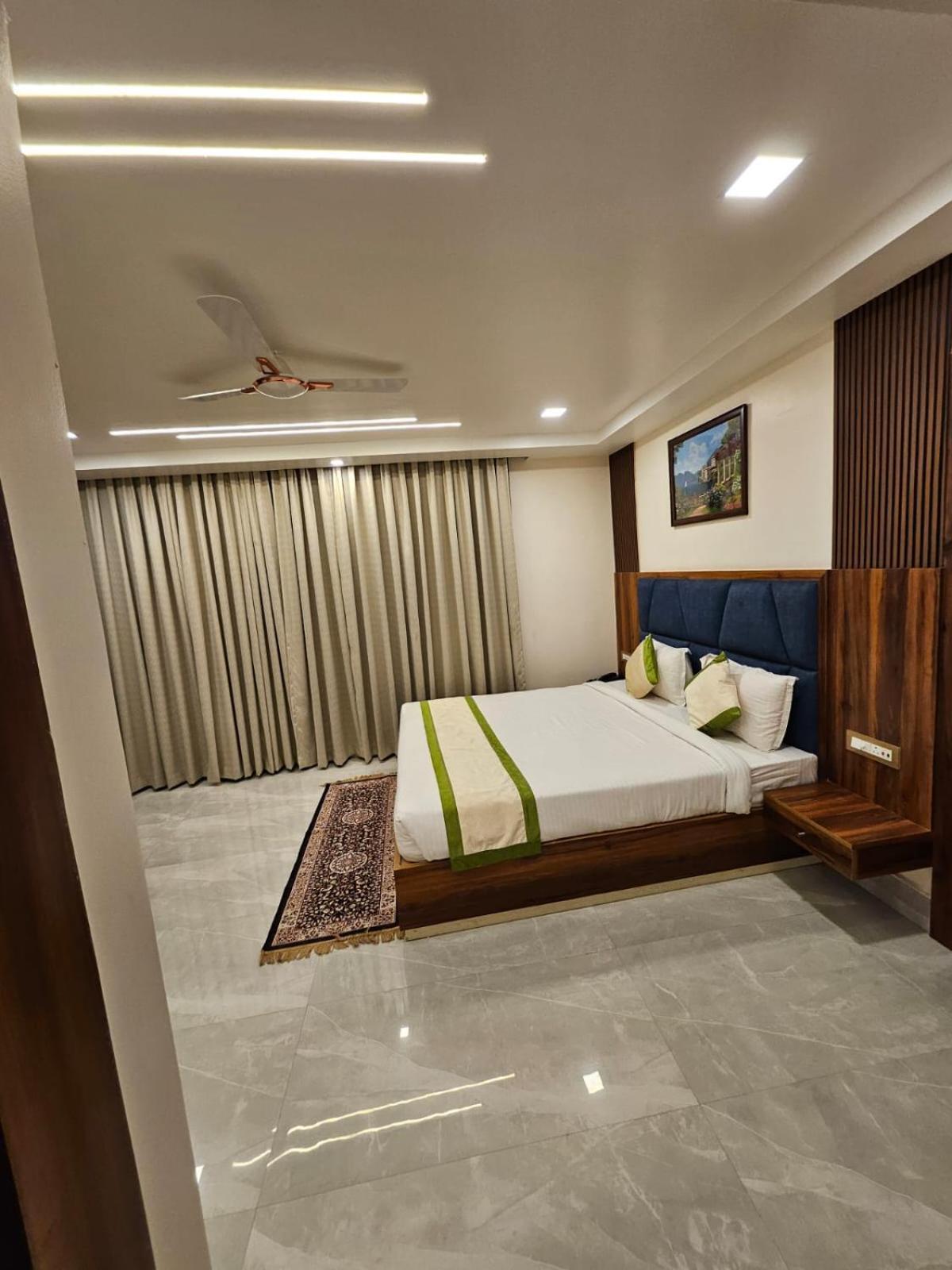 Hotel Maa Laxmi Palace Deoghar Kültér fotó
