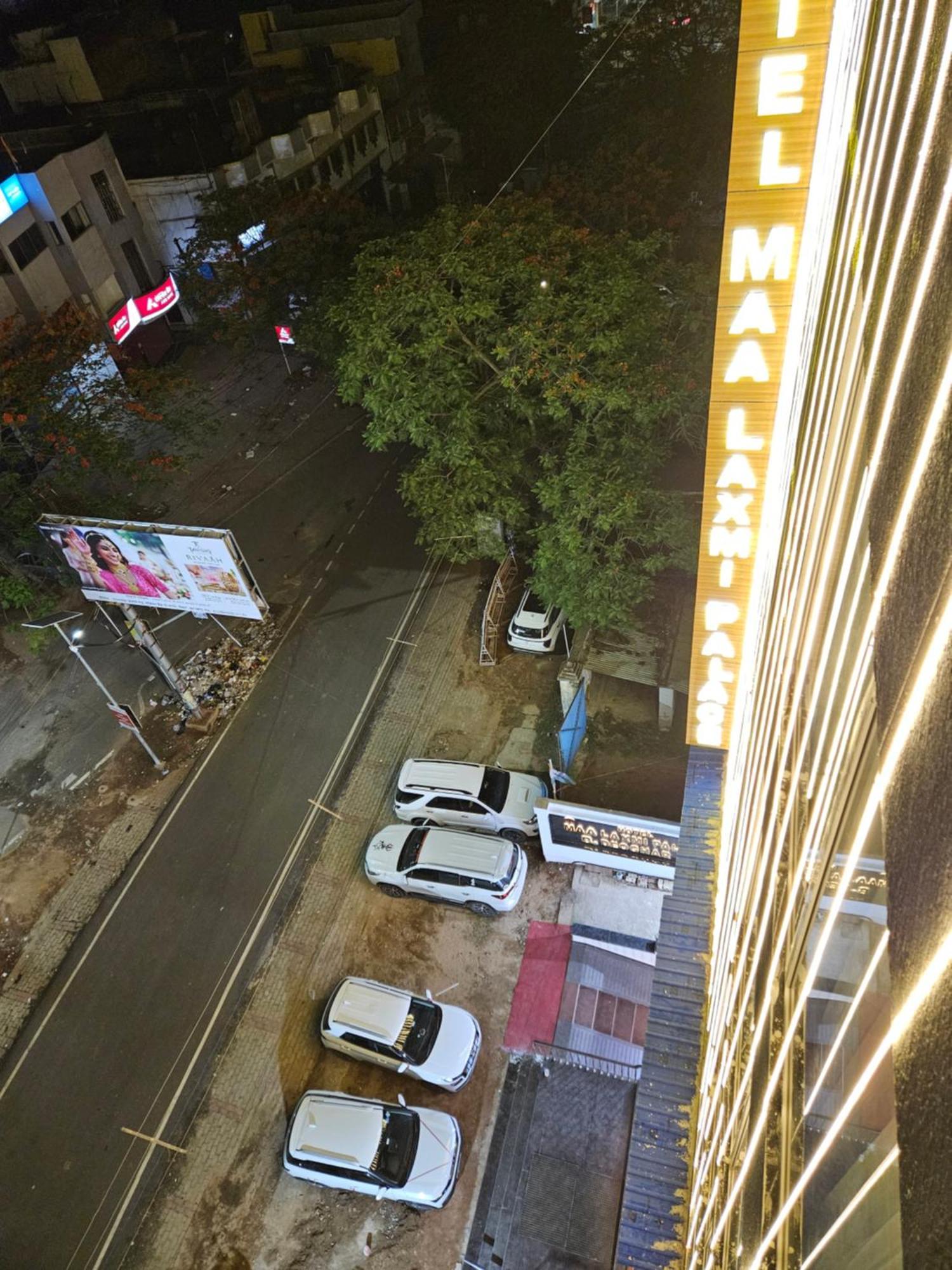 Hotel Maa Laxmi Palace Deoghar Kültér fotó