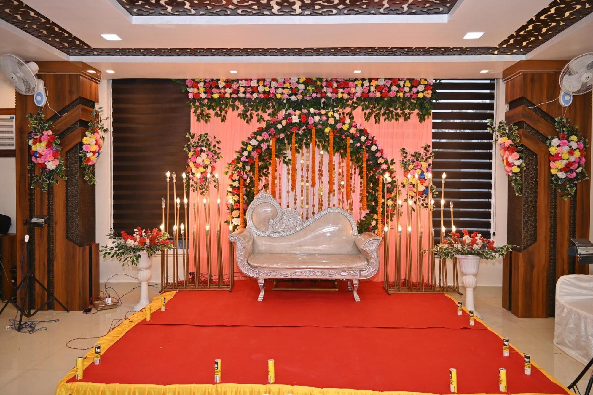 Hotel Maa Laxmi Palace Deoghar Kültér fotó