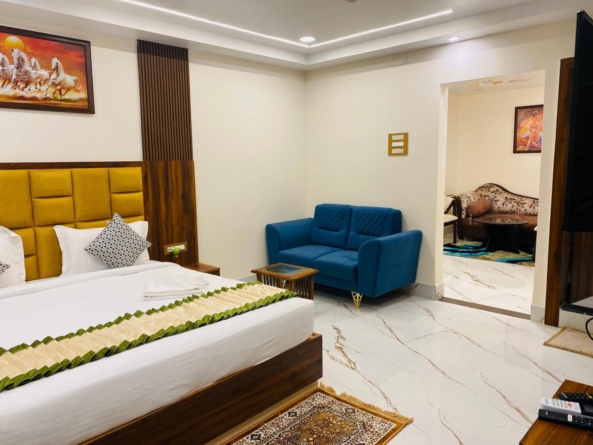 Hotel Maa Laxmi Palace Deoghar Kültér fotó